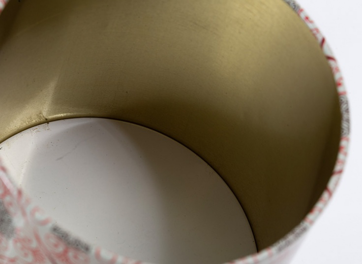 قوطی فلزی درب کریستالی