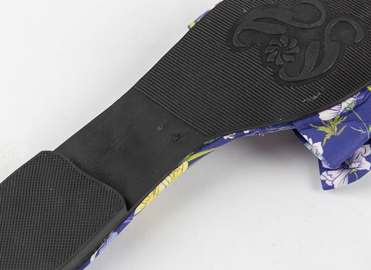 دمپایی روفرشی زنانه