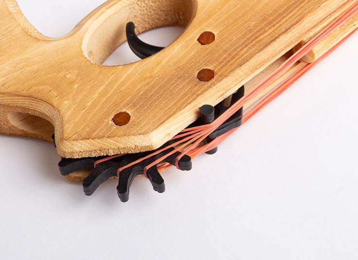 اسباب بازی تفنگ چوبی