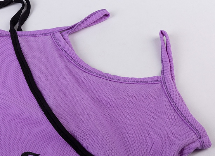 ست تاپ و شلوار برمودا زنانه Lacoste