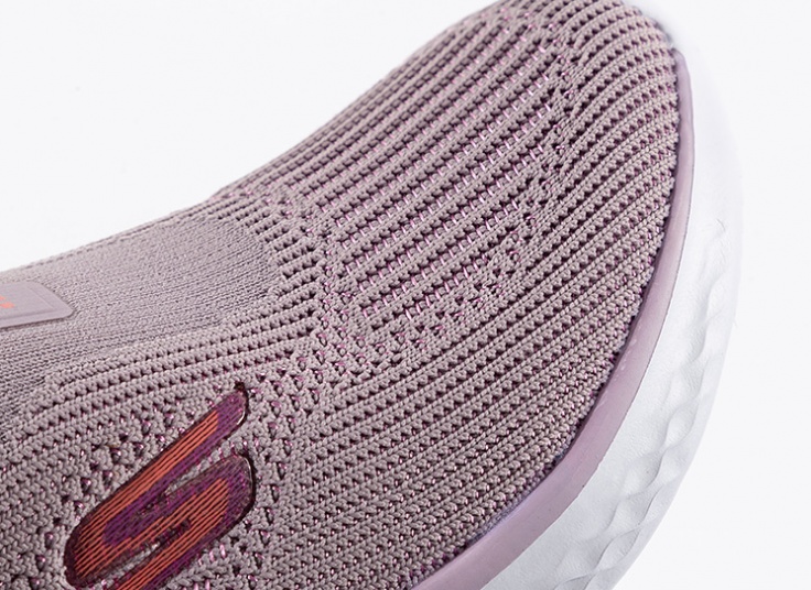 کتانی جورابی زنانه Skechers مدل 707