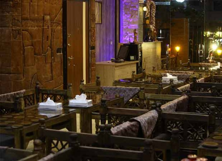 رستوران سرای سنتی اعیان