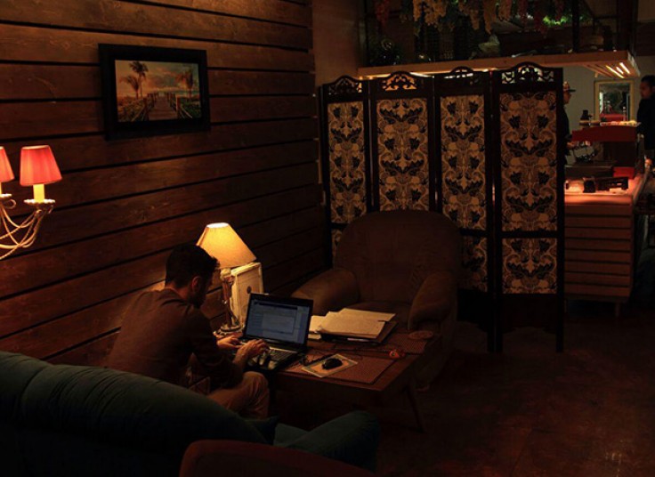 کافه رستوران بلوط