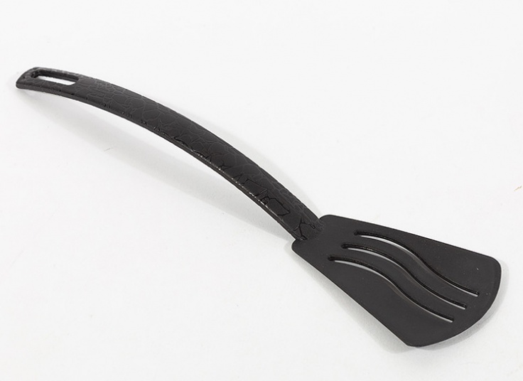 کفگیر پلاستیکی