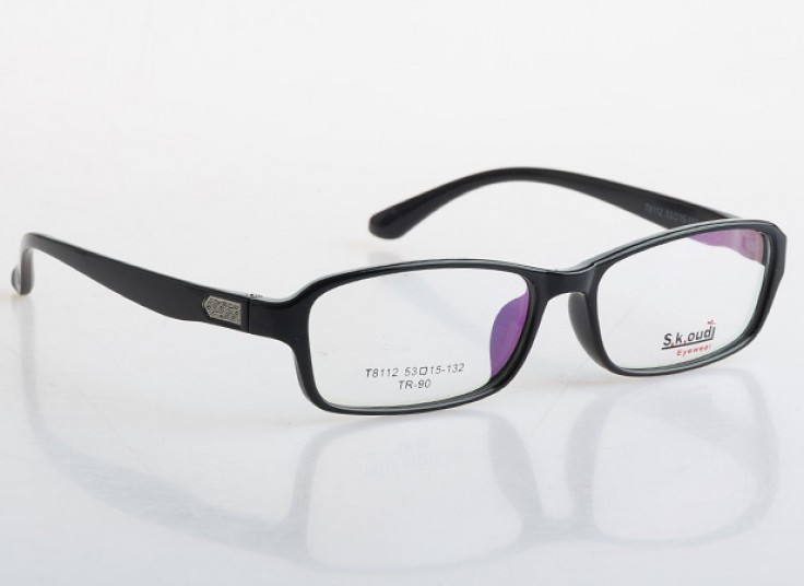 عینک طبی shikaoudi