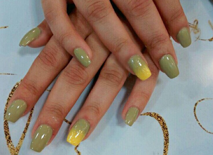 خدمات ناخن سالن چهره نگاران