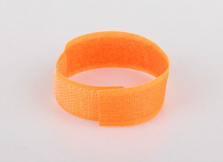 چسب پارچه ای طرح Velcro