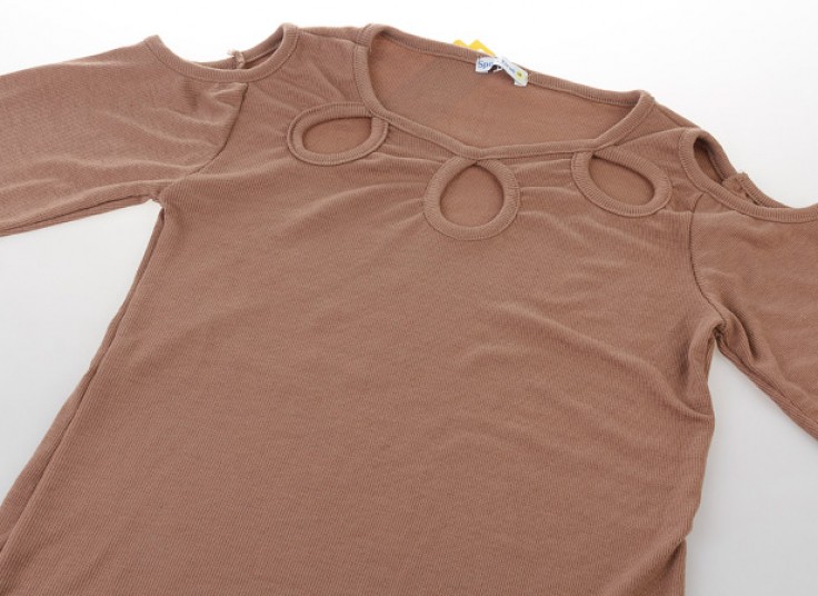 بلوز زنانه سرشانه باز