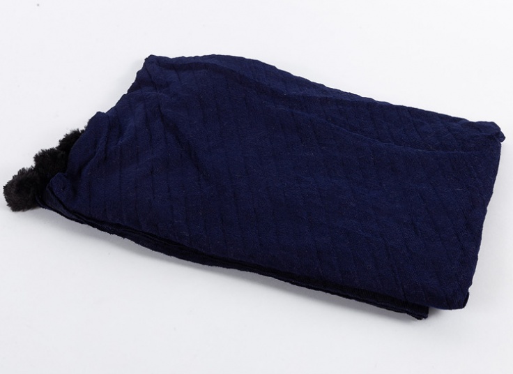 شال مخمل منگوله دار