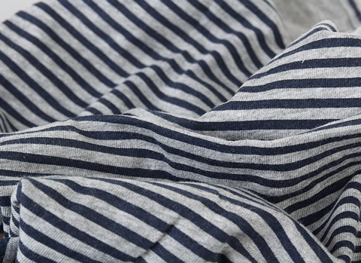 تاپ یقه گرد طرح H and M