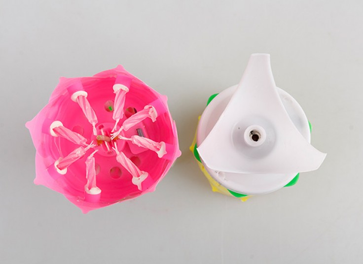 شمع موزیکال جادویی