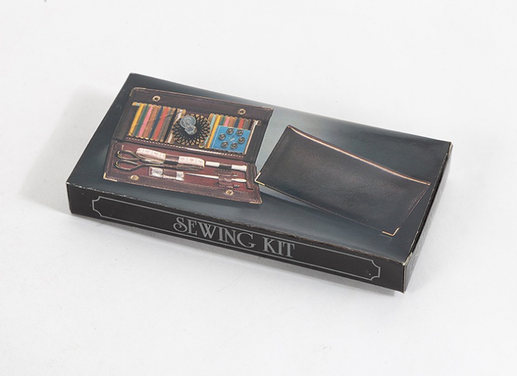 کیف مسافرتی نخ و سوزن SEWING KIT