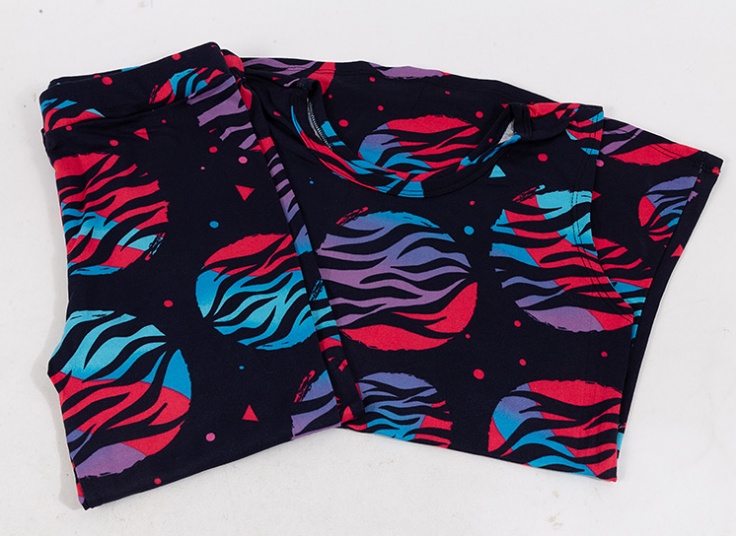 ست تاپ شلوار برمودا گیاهی