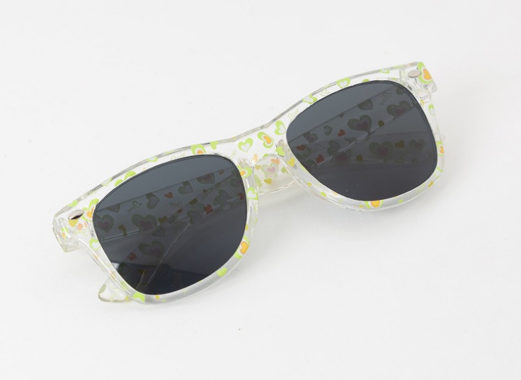 عینک فانتزی بچگانه