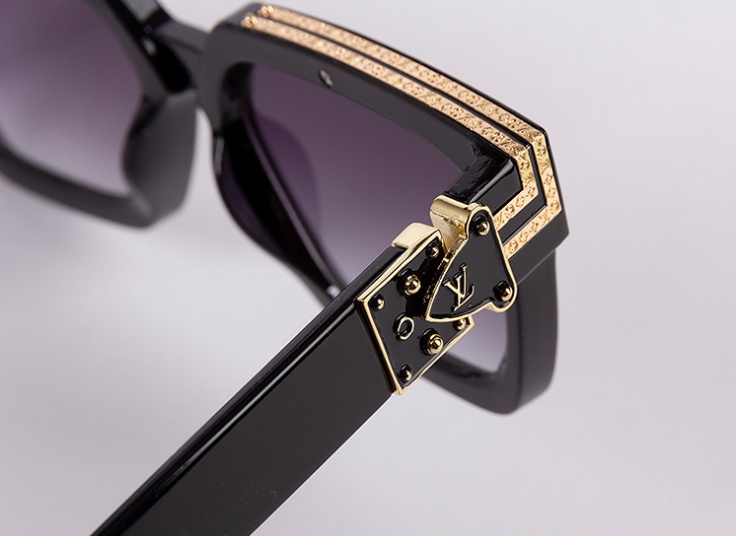 عینک آفتابی طرح Louis vuitton