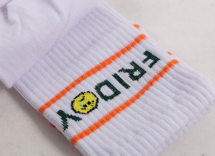 جوراب اسپرت ساق بلند طرح M.L.D