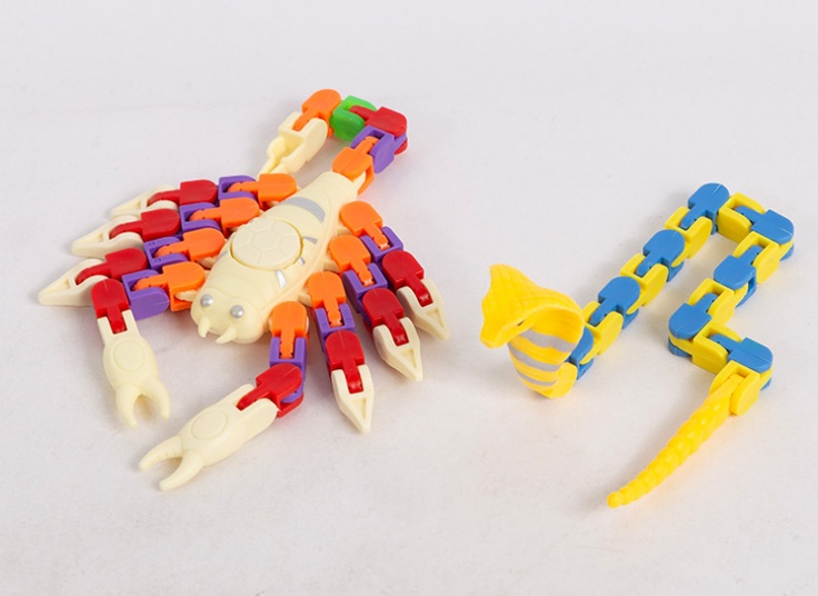 بازی خرچنگ و مار