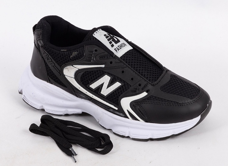 کتانی زنانه طرح New Balance