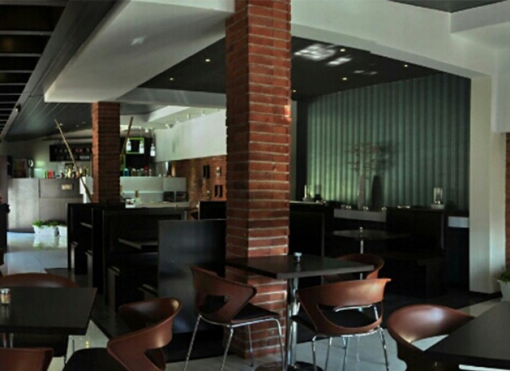 صبحانه کافه رستوران پل