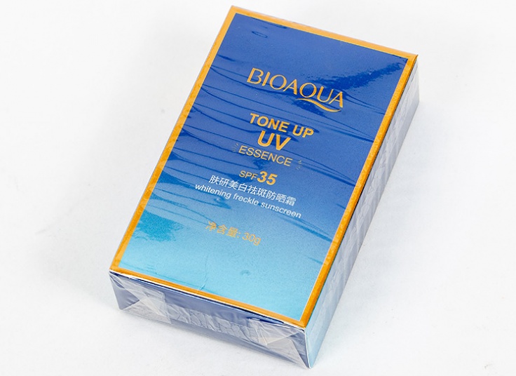 کرم ضد آفتاب و مرطوب کننده BIOAQUA