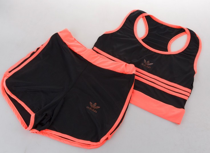 ست نیم تنه و شورتک طرح adidas