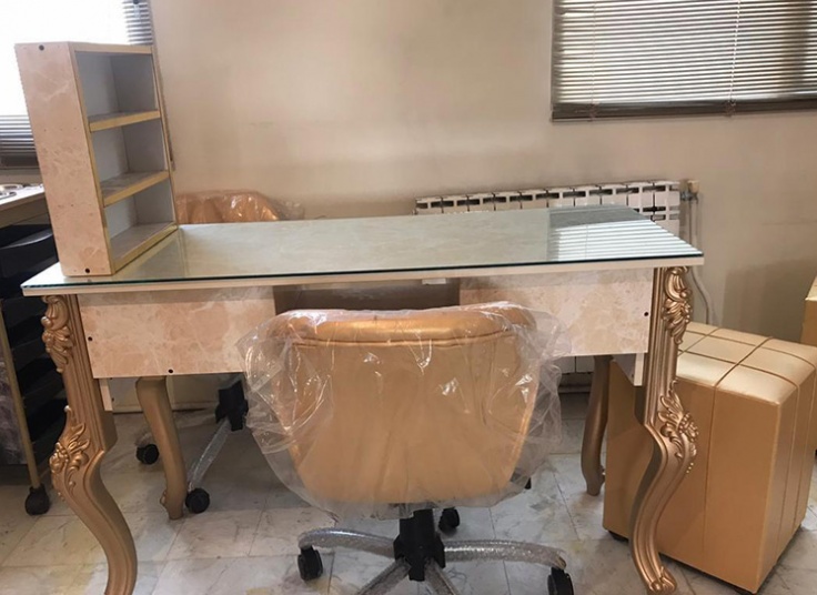 خدمات ناخن لی لی