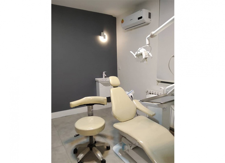 جرمگیری و بروساژ در مطب دکتر محمدی