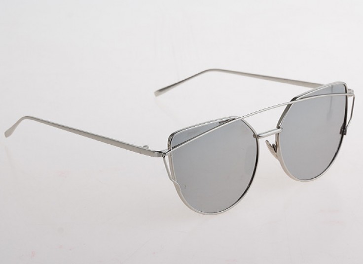 عینک آفتابی طرح Dior