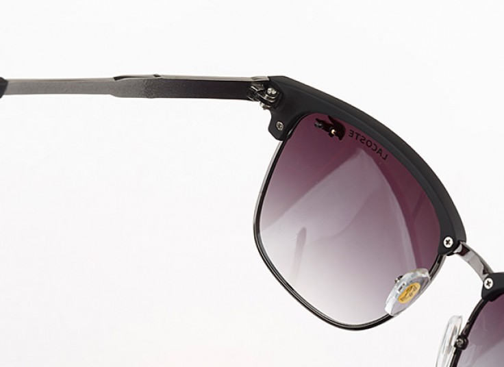 عینک آفتابی طرح Lacoste