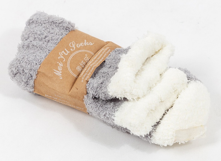 جوراب حوله ای زنانه