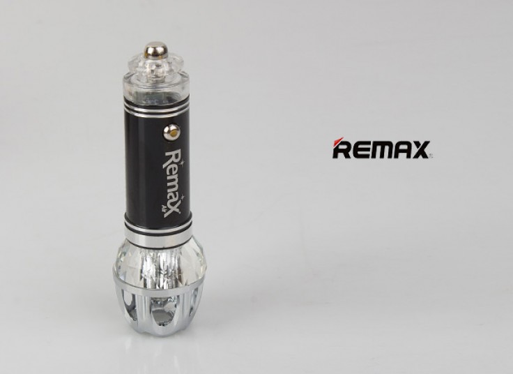 دستگاه تصفیه هوا خودرو Remax Air