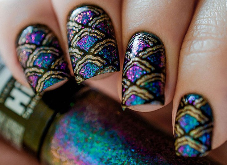 خدمات ناخن هستی گل