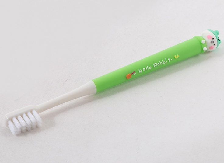 مسواک بچگانه فانتزی