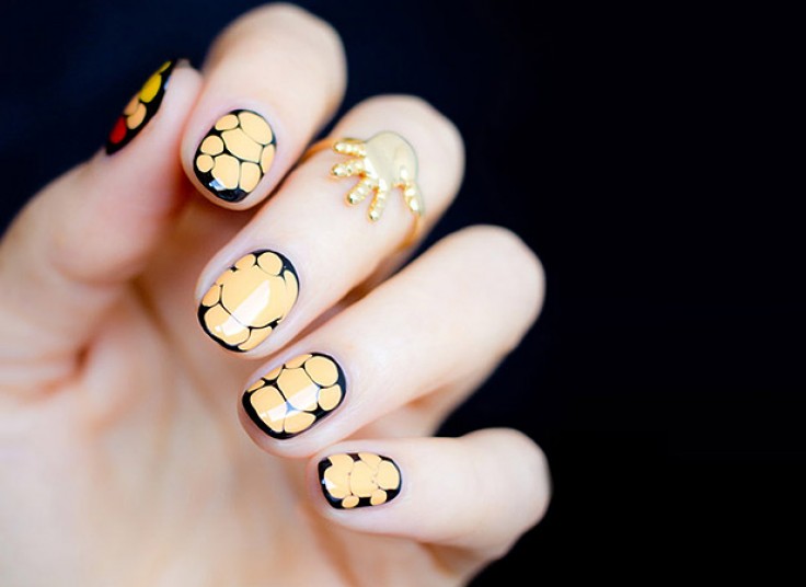 خدمات ناخن سالن نگارمهر