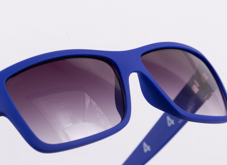 عینک آفتابی هواداری باشگاهی