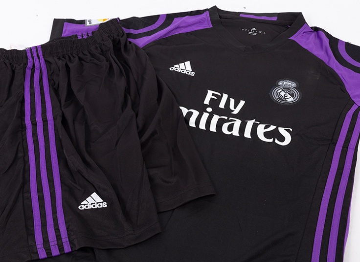 ست تیشرت و شلوارک باشگاهی