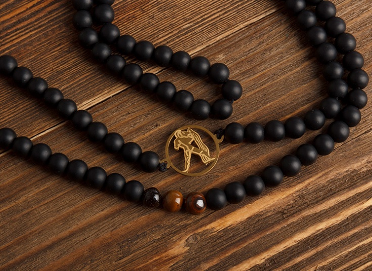 گردنبند سنگی ماه تولد