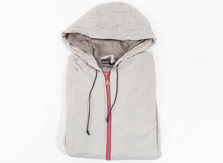 بادگیر کلاهدار Laura Torelli