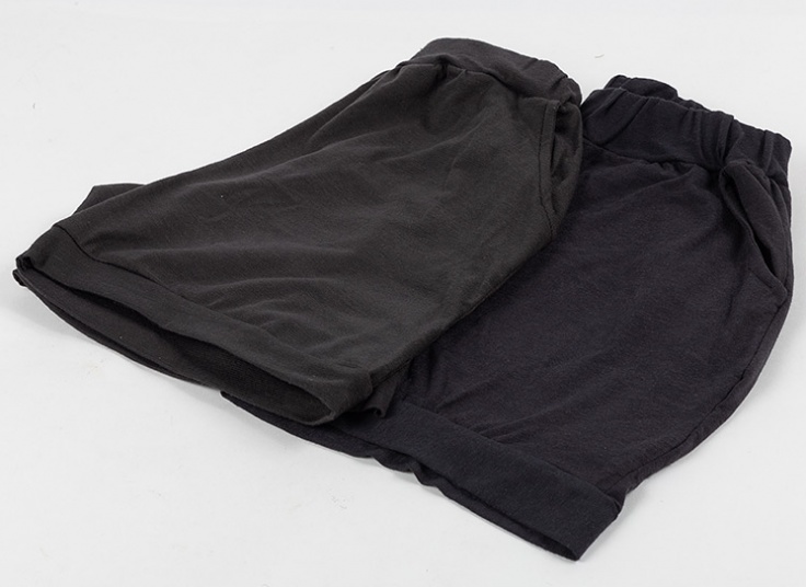 شلوارک زنانه