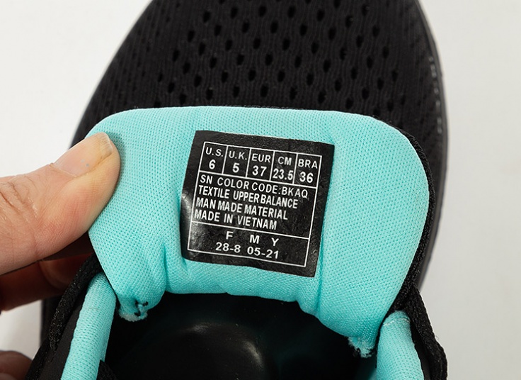 کتانی زنانه Skechers