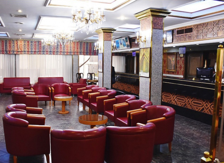 اقامت در هتل دو ستاره فجر