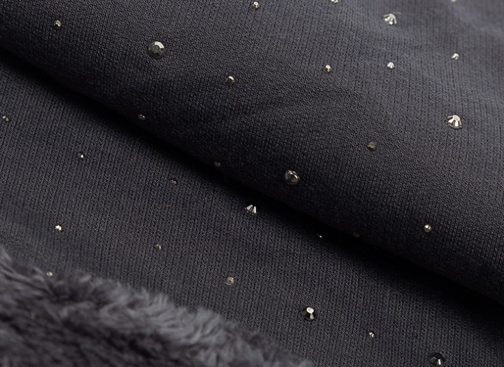 کلاه نگین دار