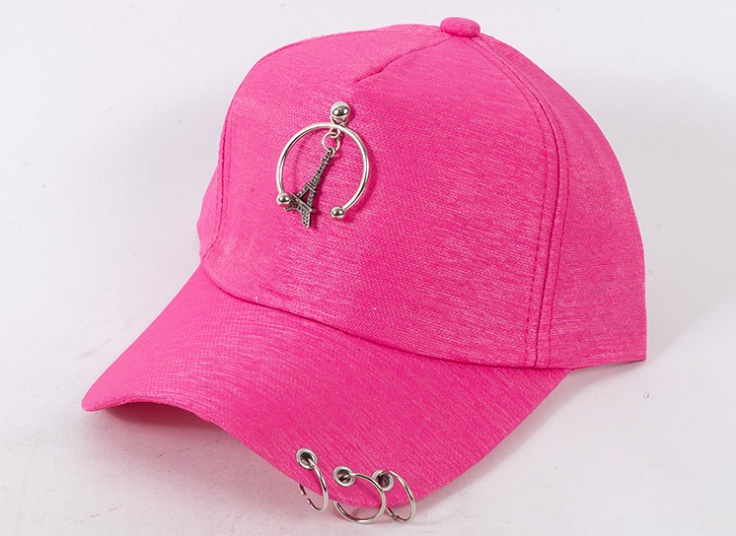 کلاه کپ پیرسینگ دار