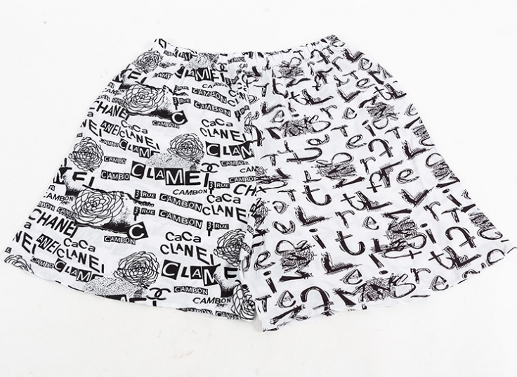 شورتک طرحدار زنانه