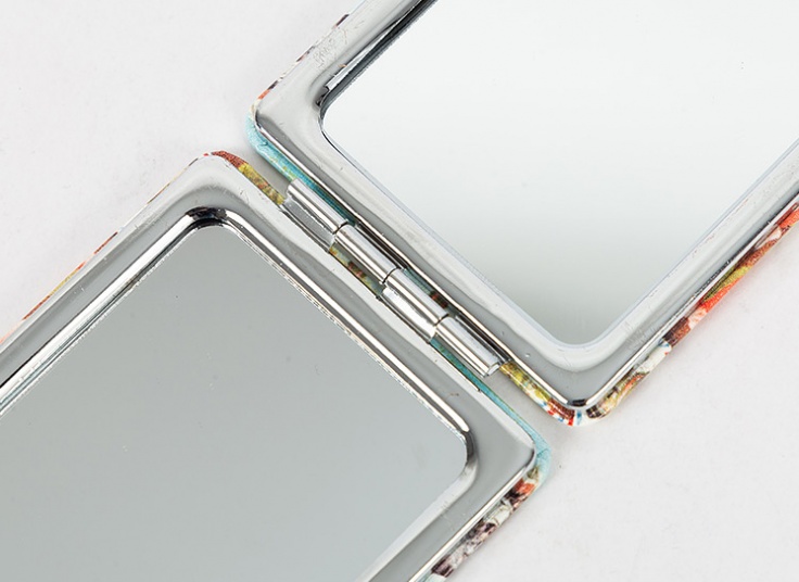 آینه فانتزی Eiffel