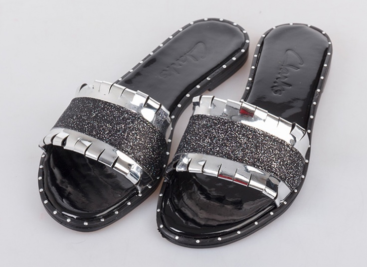 صندل زنانه طرح Clarks