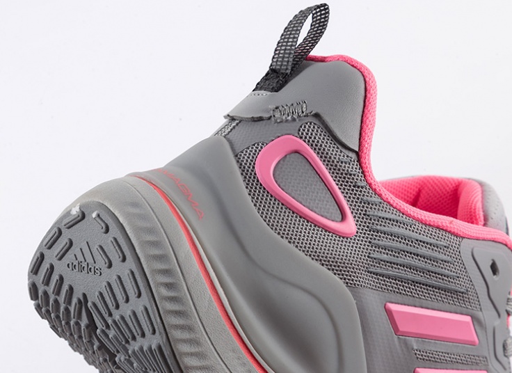 کتانی زنانه adidas