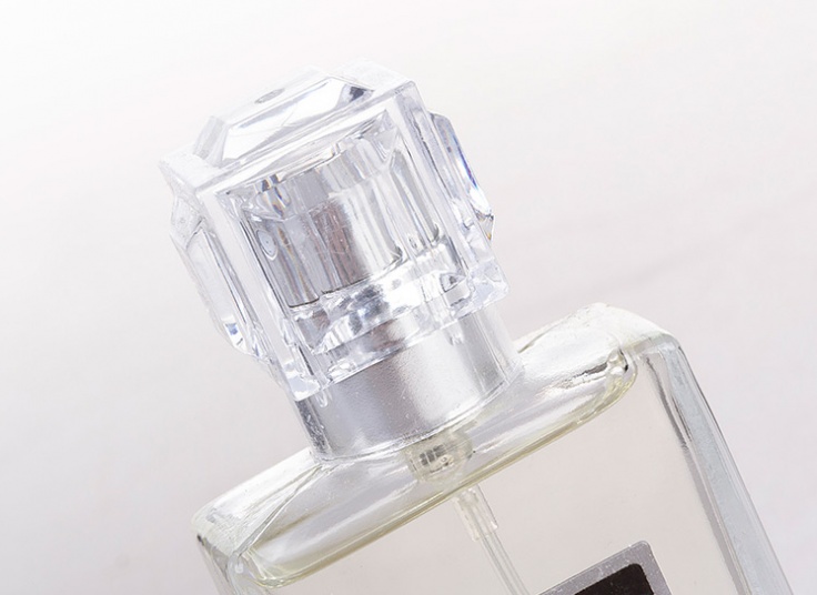 عطر و ادکلن Zeva