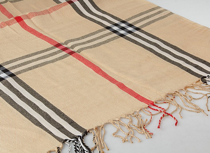 شال و روسری طرح Burberry