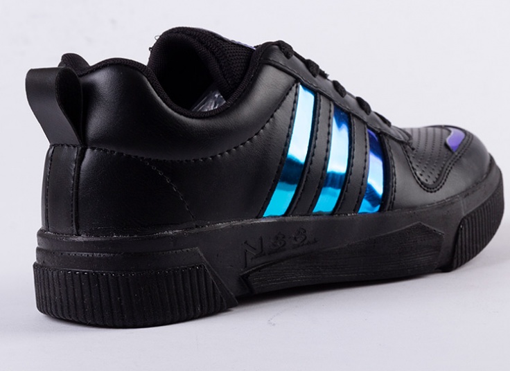 کفش زنانه هولوگرامی Adidas